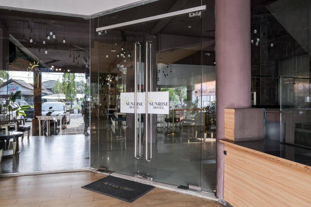 Reddoorz Plus At Sunrise Hotel Sanur المظهر الخارجي الصورة