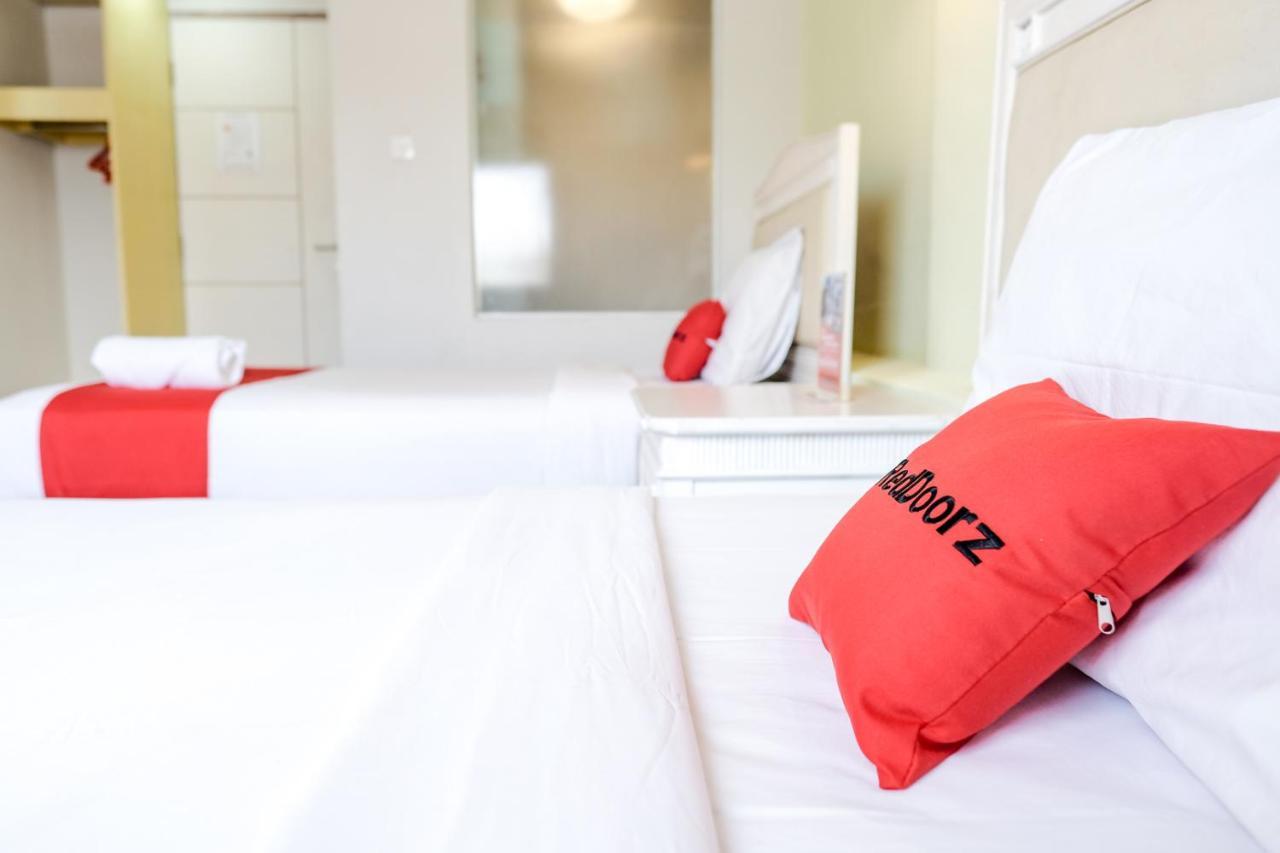Reddoorz Plus At Sunrise Hotel Sanur المظهر الخارجي الصورة